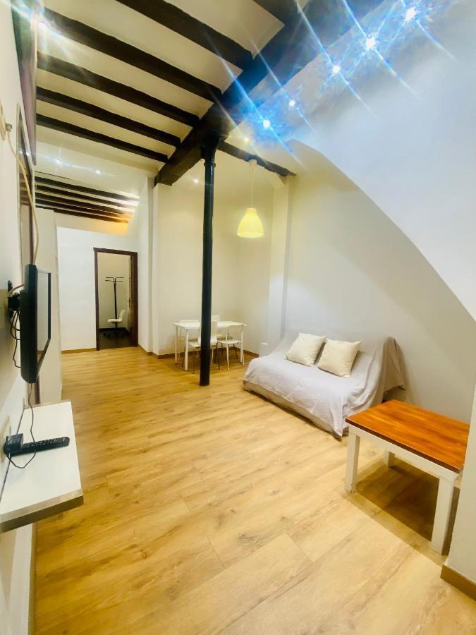 027 Caterina Look Derecha Apartment Barcelona Ngoại thất bức ảnh